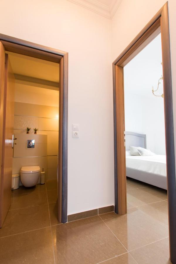 Poseidon Luxury Apartment Foiníkion Extérieur photo